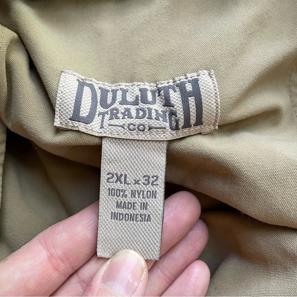 Duluth Trading Men’s Dry on the Fly Cargo Pants Tan 2XLx32 - Picture 8 of 9